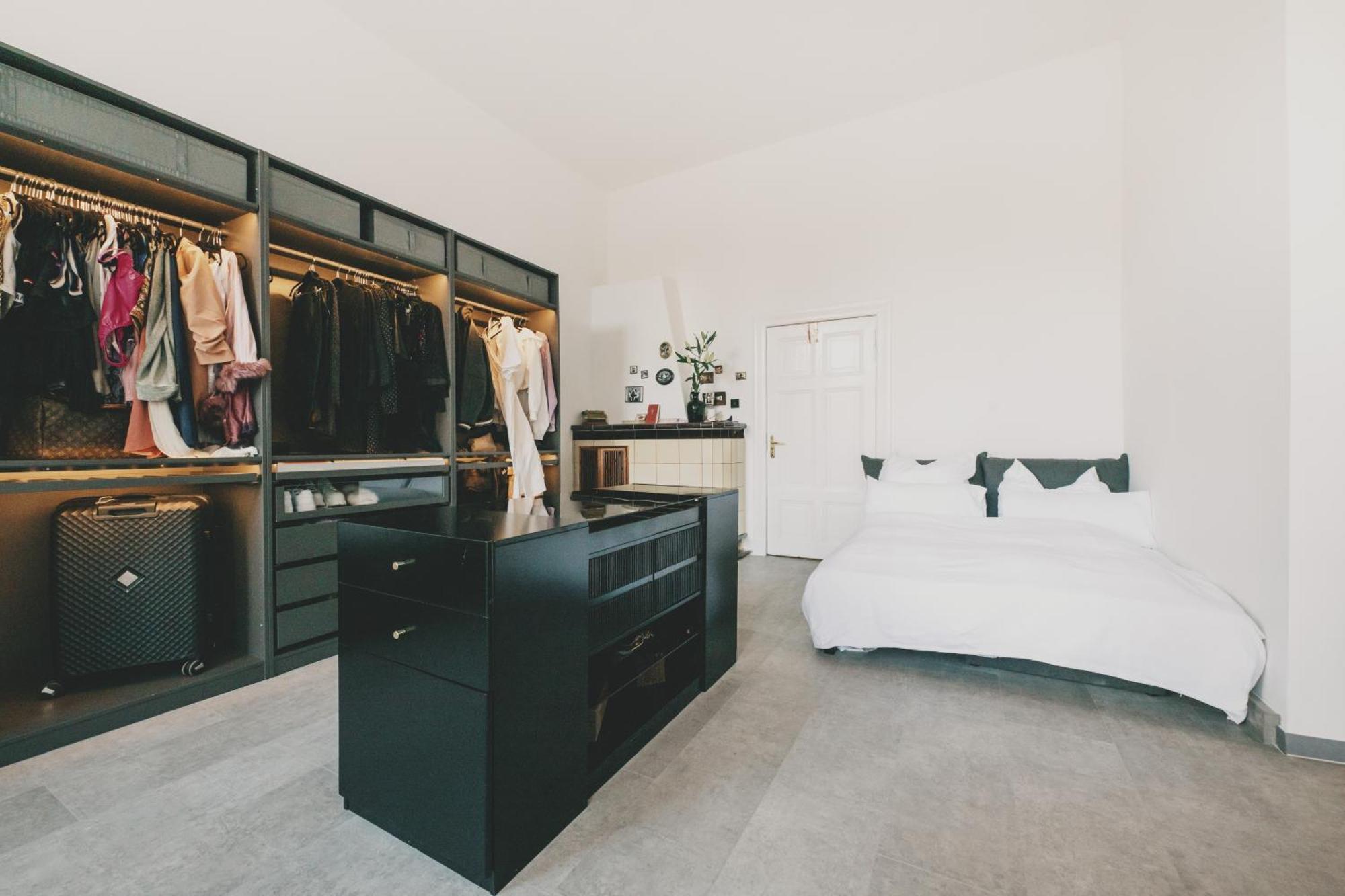 Appartement Altbau-loft Fuer 12 Personen Am Alexanderplatz *