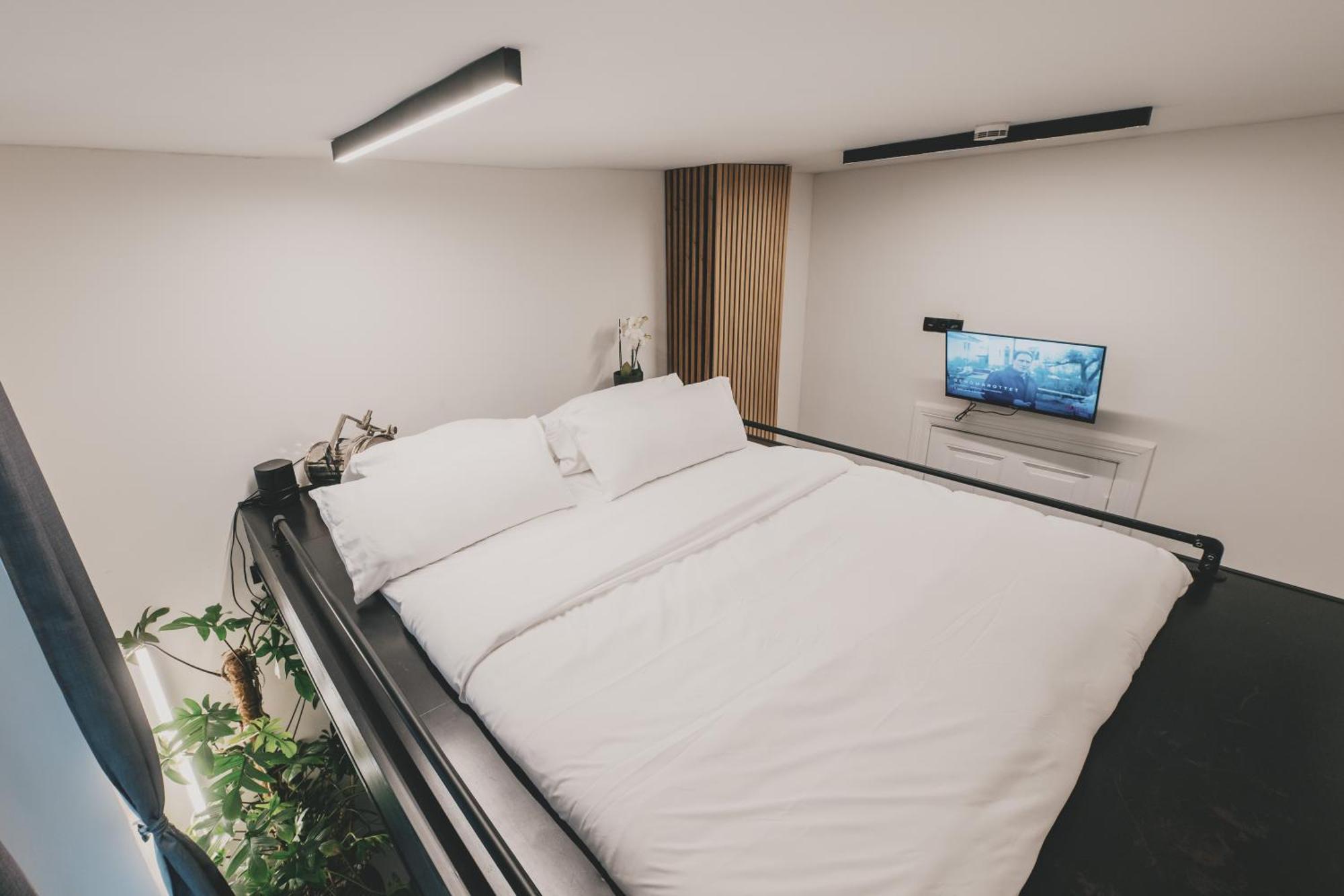 Altbau-loft Fuer 12 Personen Am Alexanderplatz Appartement *